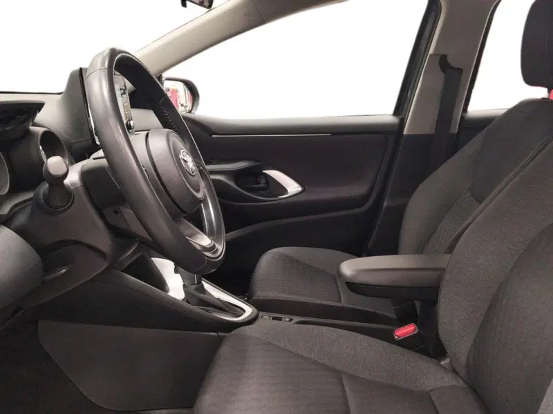 Toyota Yaris usata a Roma (7)