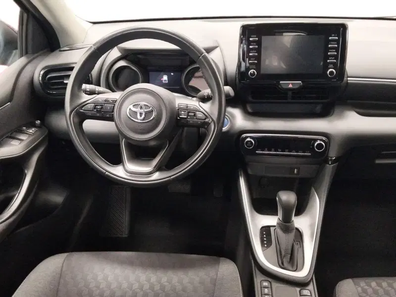 Toyota Yaris usata a Roma (8)