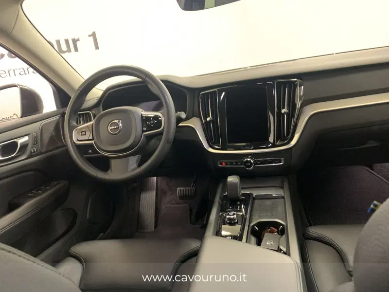 Volvo V60 Cross Country usata a Ferrara (16)
