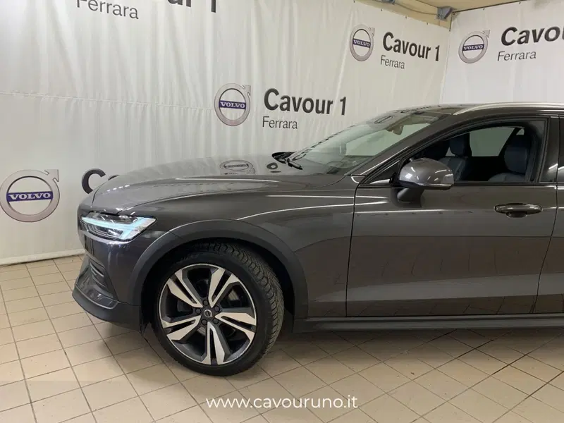 Volvo V60 Cross Country usata a Ferrara (5)
