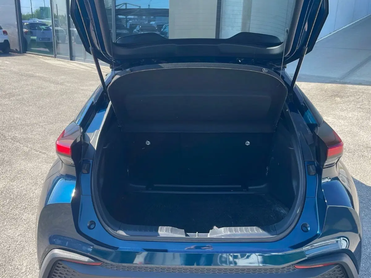 Toyota Toyota C-HR usata a Bologna (16)