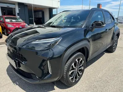 Toyota Yaris Cross 1.5 Hybrid 5p. E-CVT Trend del 2023 usata a Modena