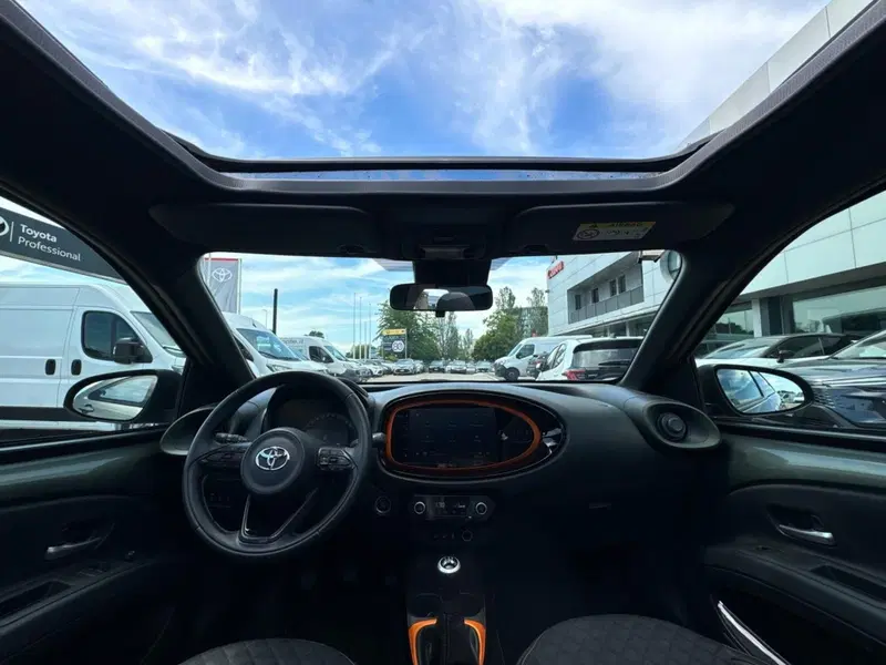 Toyota Aygo X usata a Modena (17)