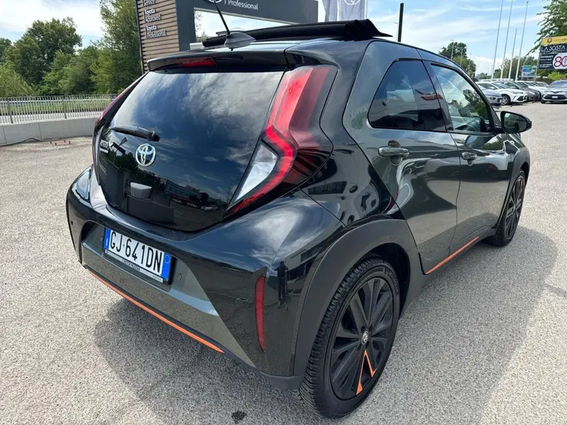 Toyota Aygo X usata a Modena (6)