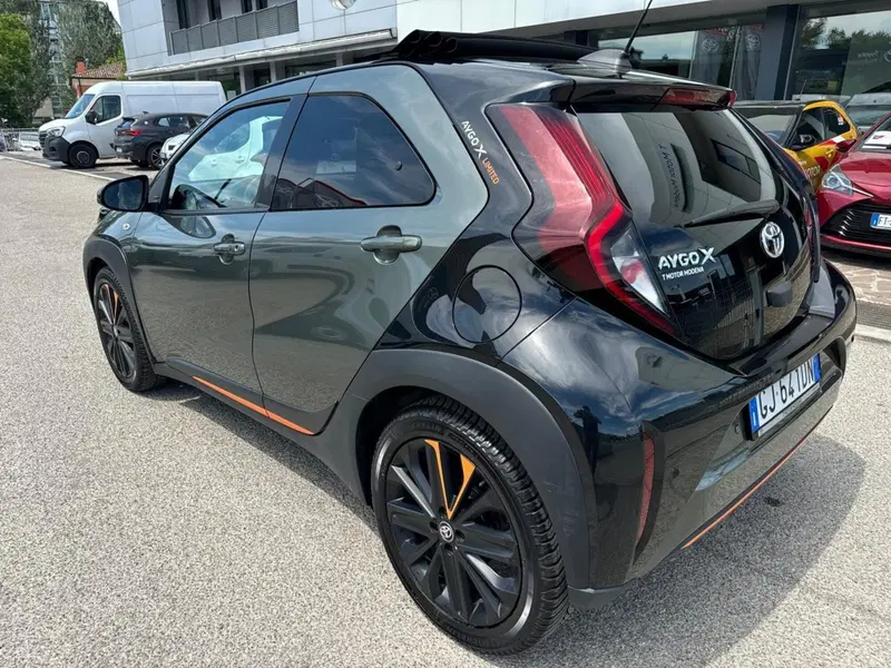 Toyota Aygo X usata a Modena (8)