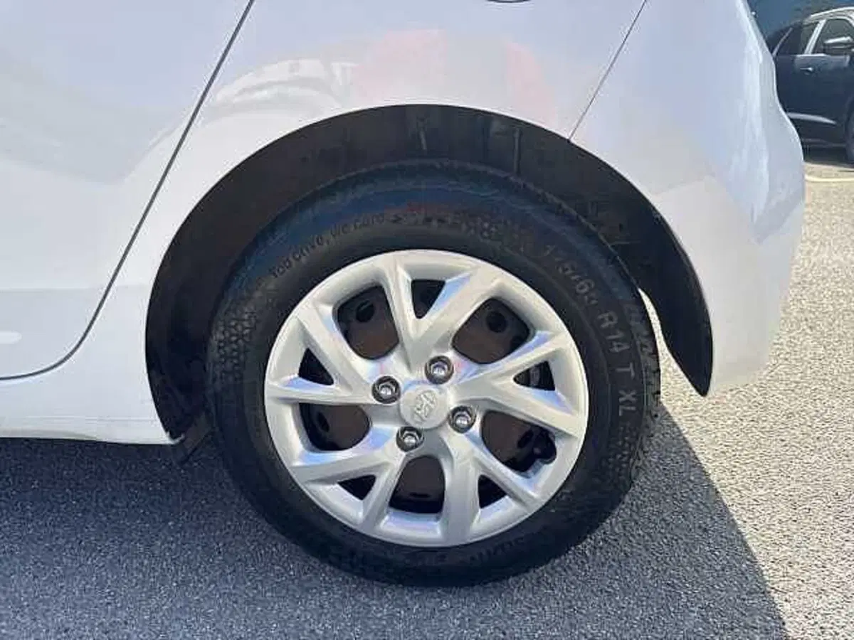 Hyundai i10 usata a Pesaro-Urbino (11)