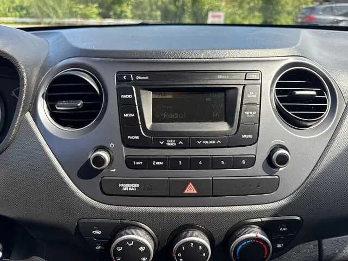Hyundai i10 usata a Pesaro-Urbino (14)
