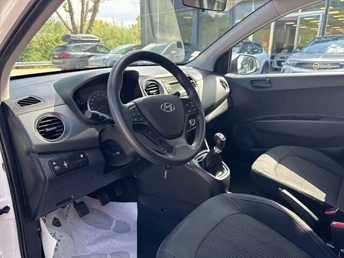 Hyundai i10 usata a Pesaro-Urbino (19)