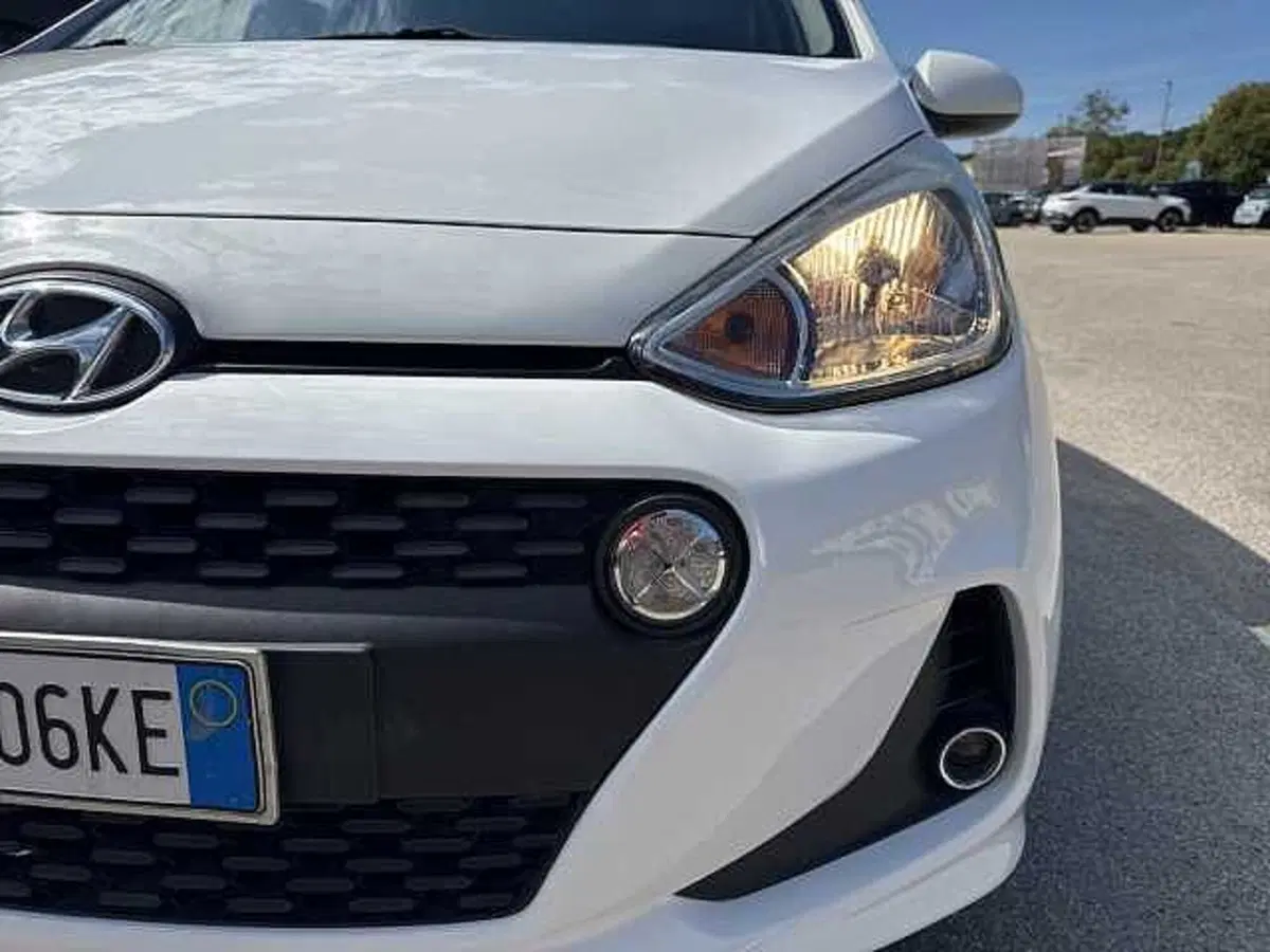 Hyundai i10 usata a Pesaro-Urbino (9)