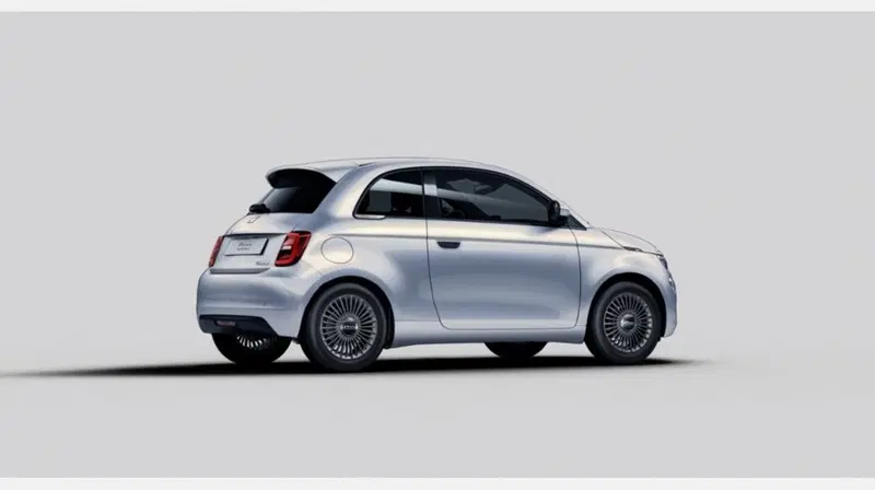 Fiat 500 nuova a Siena (2)