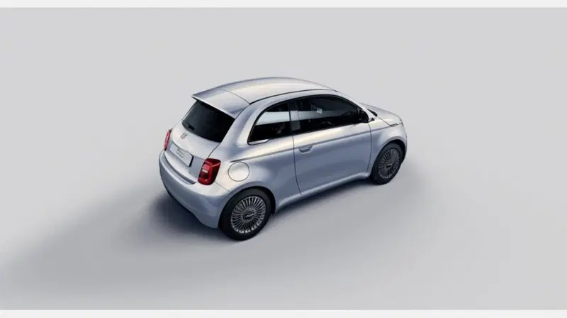 Fiat 500 nuova a Firenze (3)