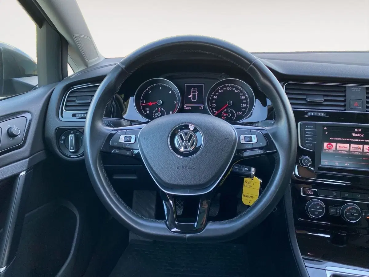 Volkswagen Golf usata a Bologna (9)