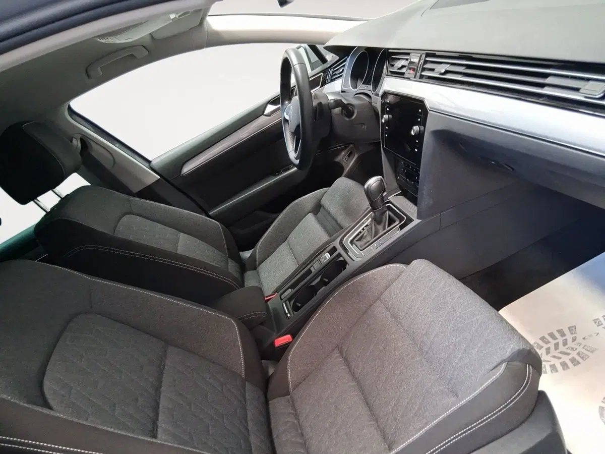 Volkswagen Passat Variant usata a Bologna (8)