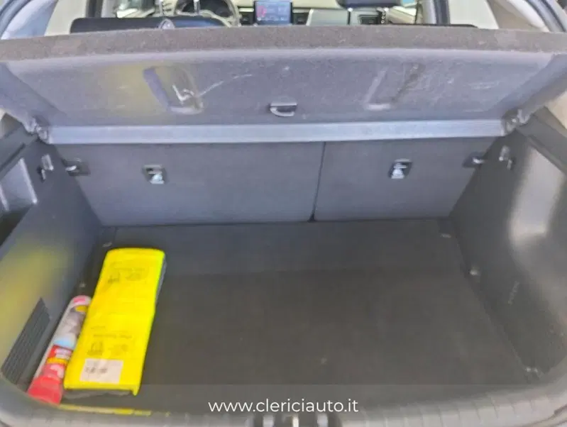Kia Stonic usata a Como (16)