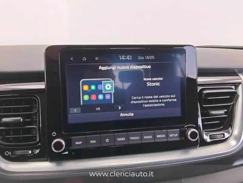 Kia Stonic usata a Como (13)