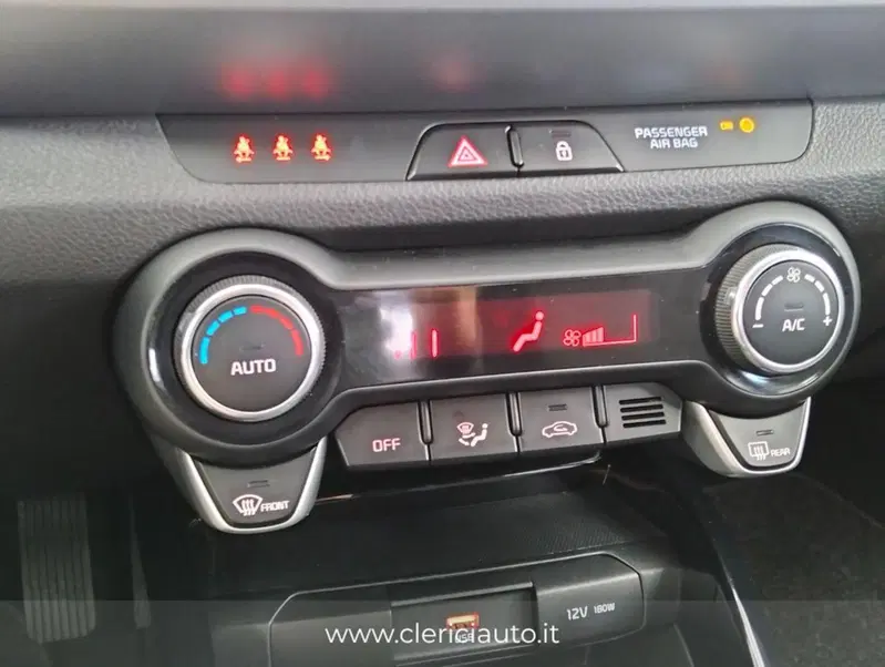 Kia Stonic usata a Como (14)