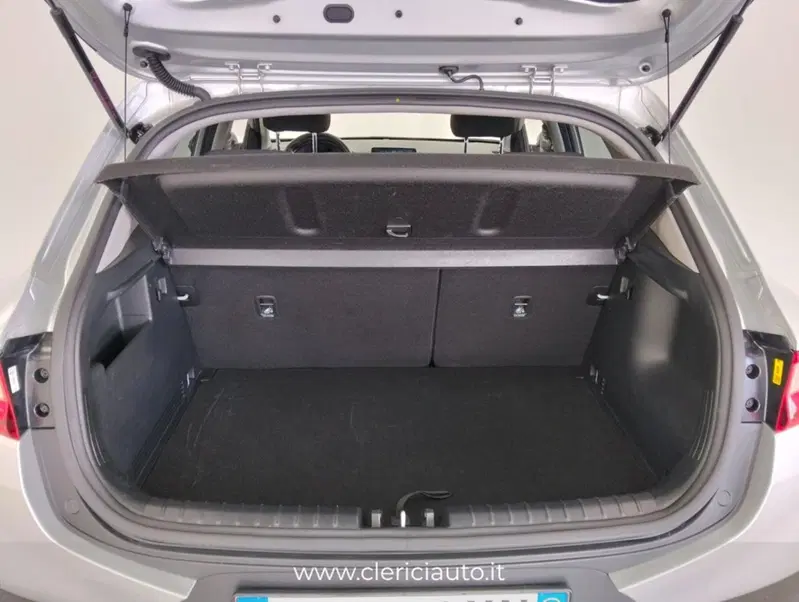 Kia Stonic usata a Como (16)