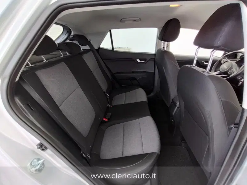 Kia Stonic usata a Como (5)