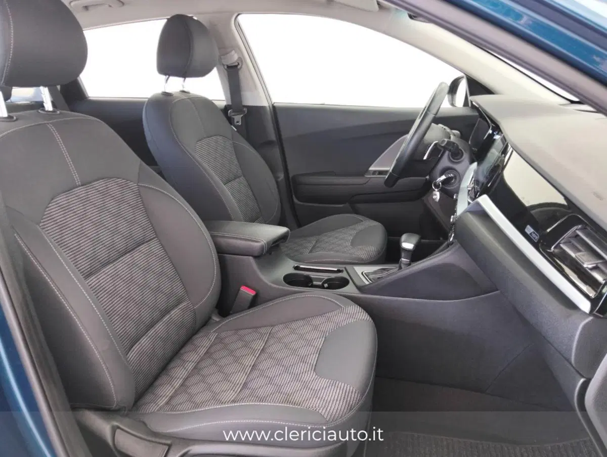 Kia Niro usata a Como (3)