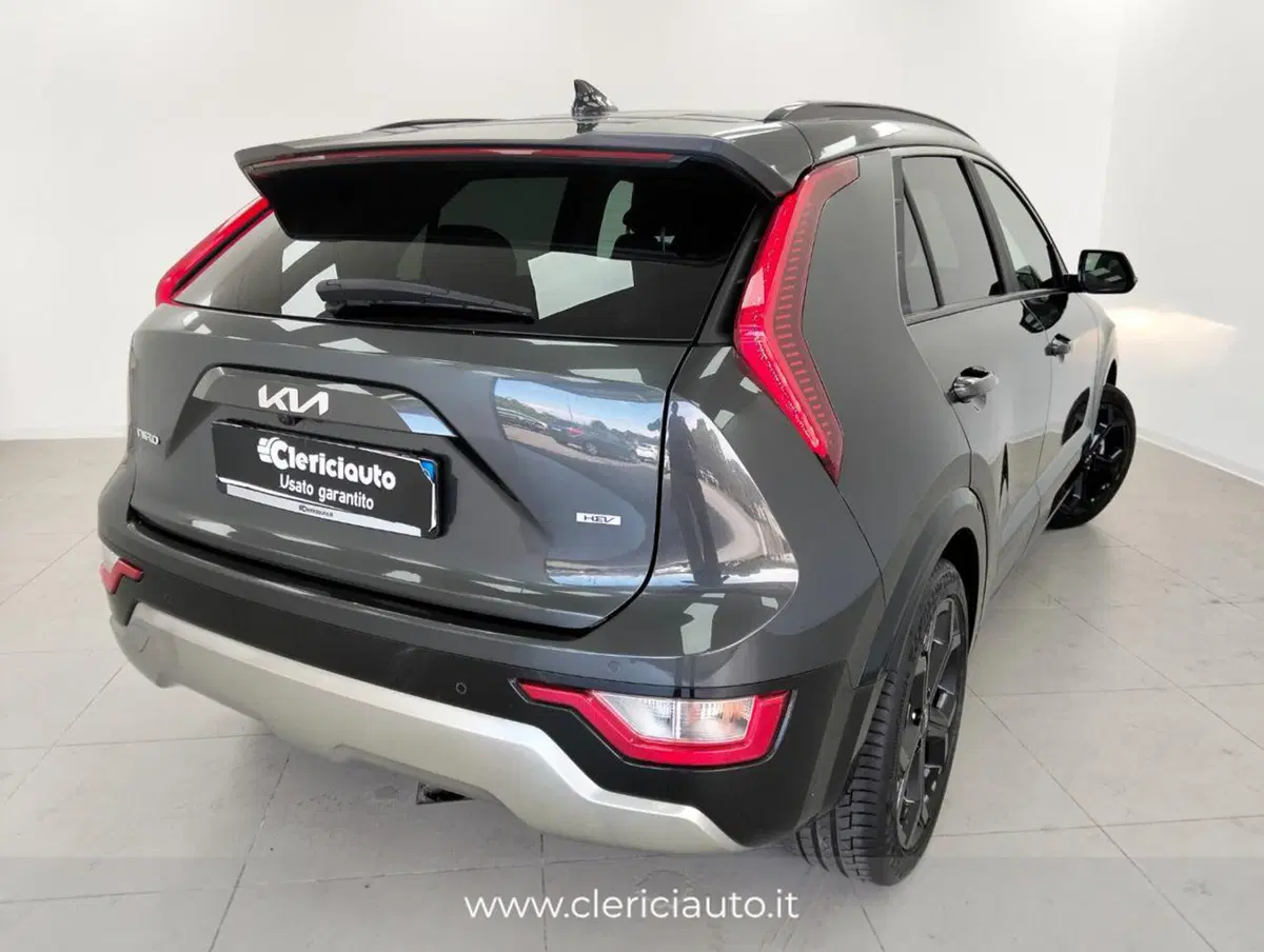 Kia Niro usata a Como (2)