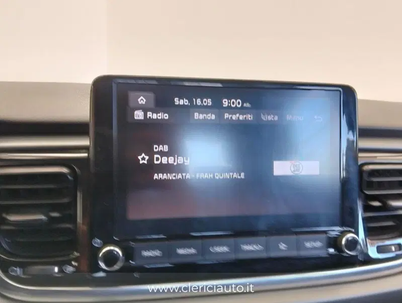 Kia Rio usata a Como (10)