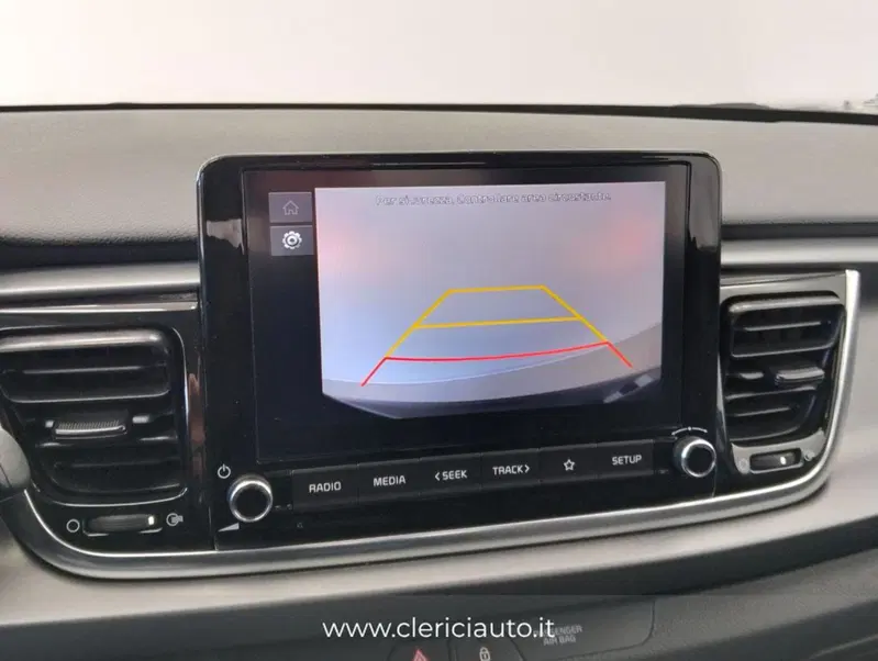 Kia Rio usata a Como (13)
