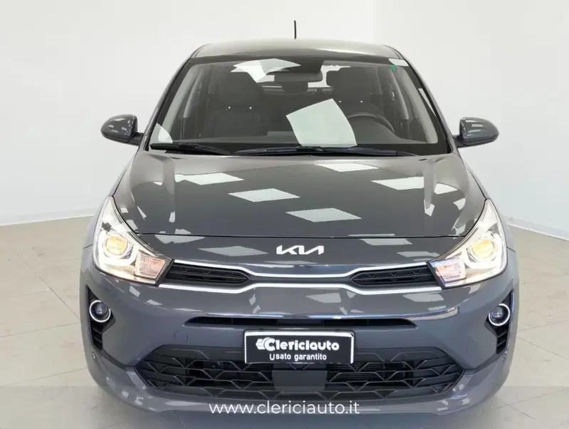 Kia Rio usata a Como (6)