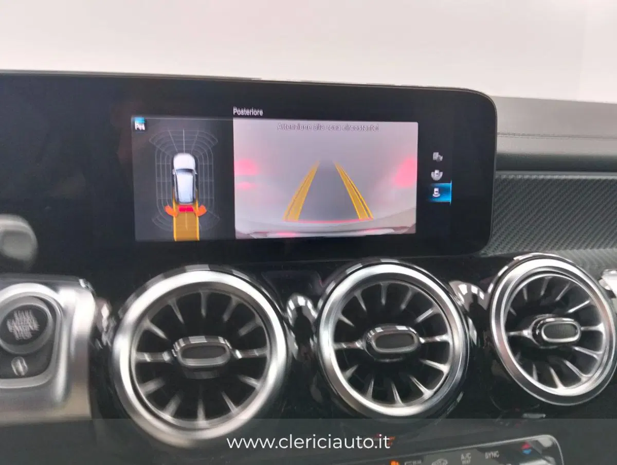Mercedes-Benz GLB usata a Como (15)