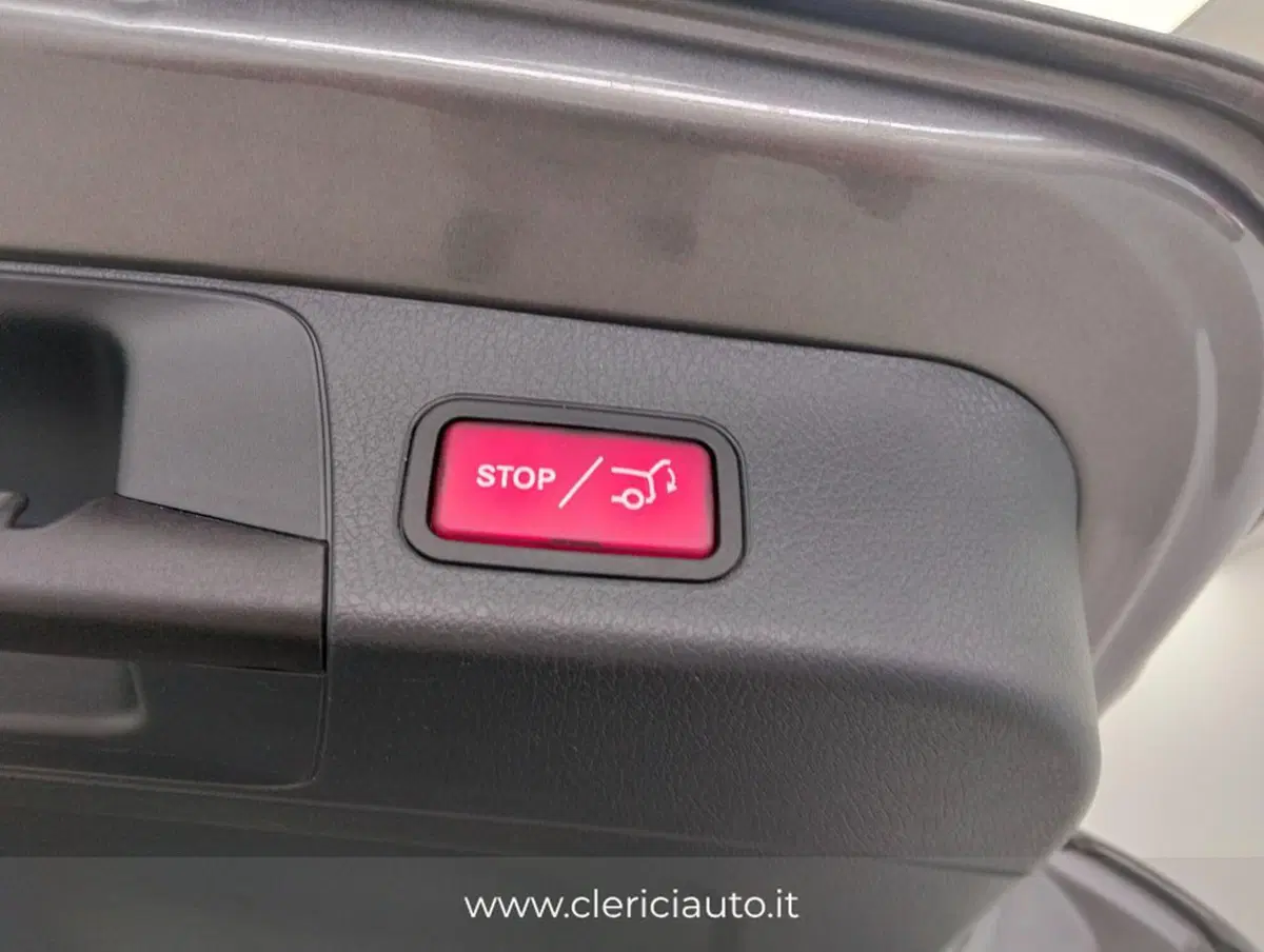 Mercedes-Benz GLB usata a Como (19)