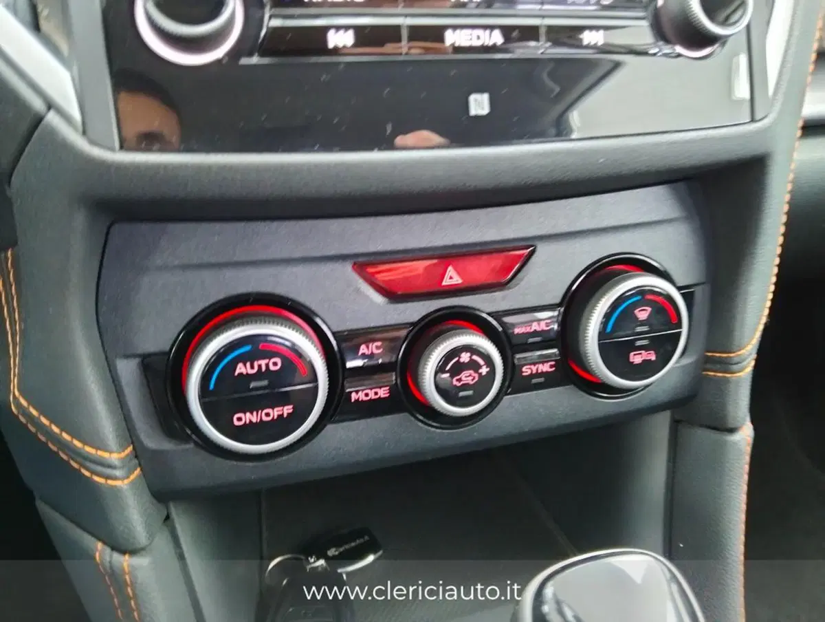 Subaru XV usata a Como (14)