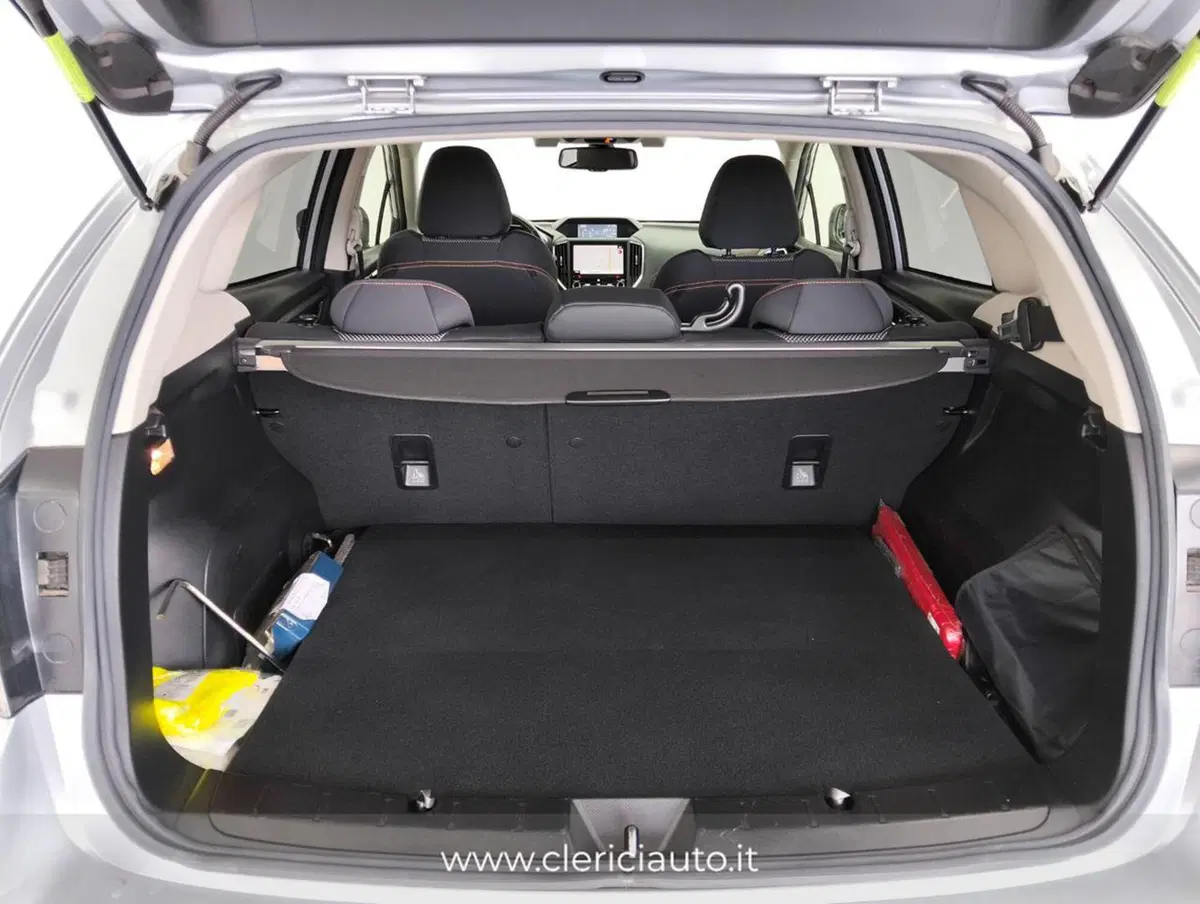 Subaru XV usata a Como (18)