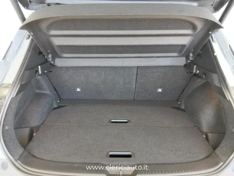 Nissan Qashqai usata a Como (18)