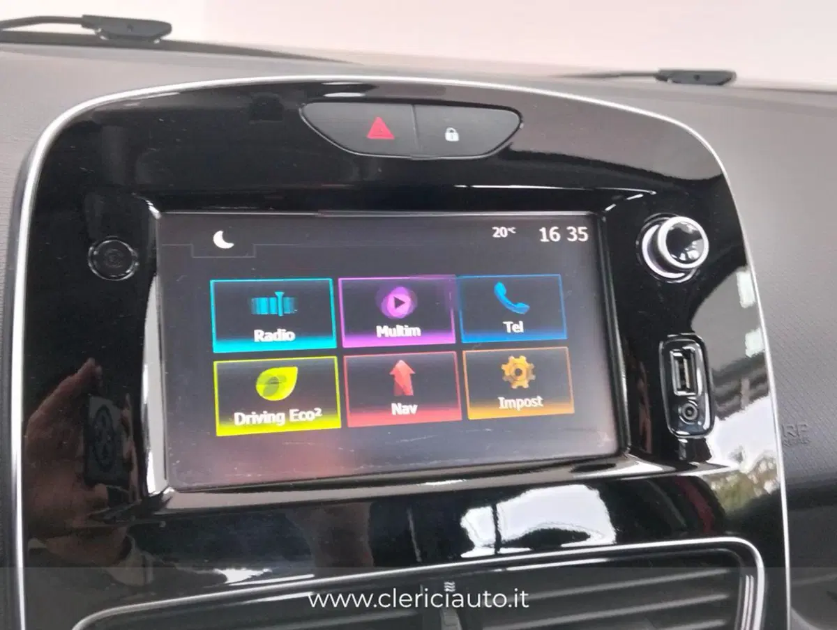 Renault Clio usata a Como (12)