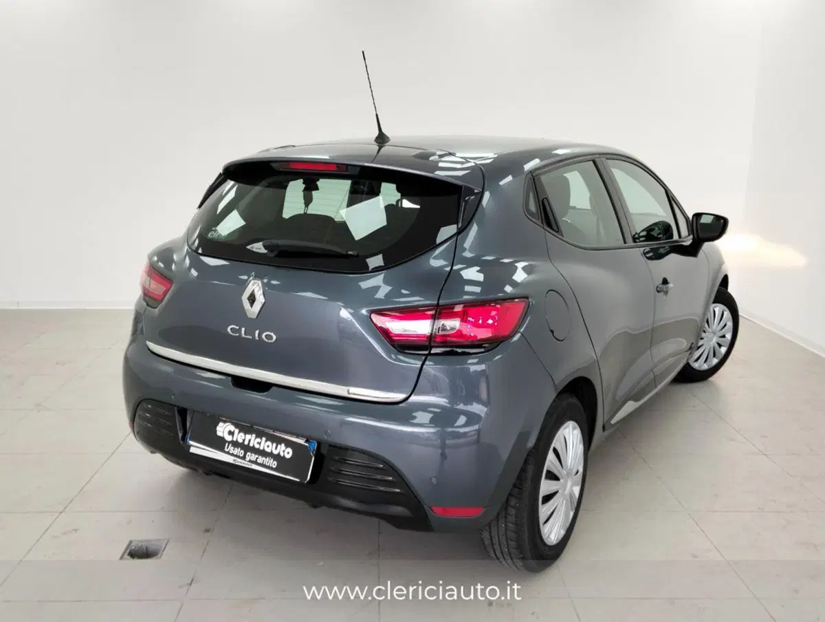 Renault Clio usata a Como (2)