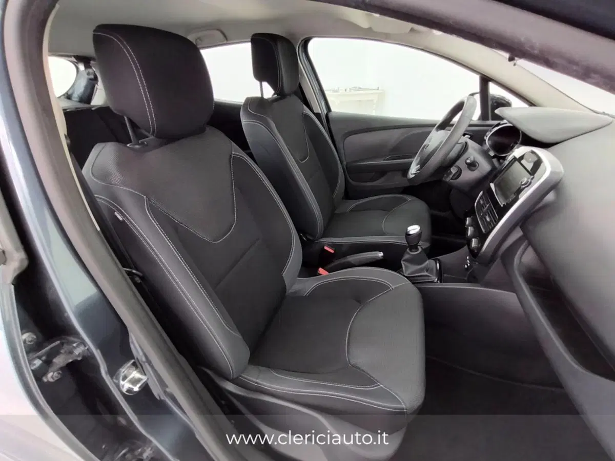 Renault Clio usata a Como (3)