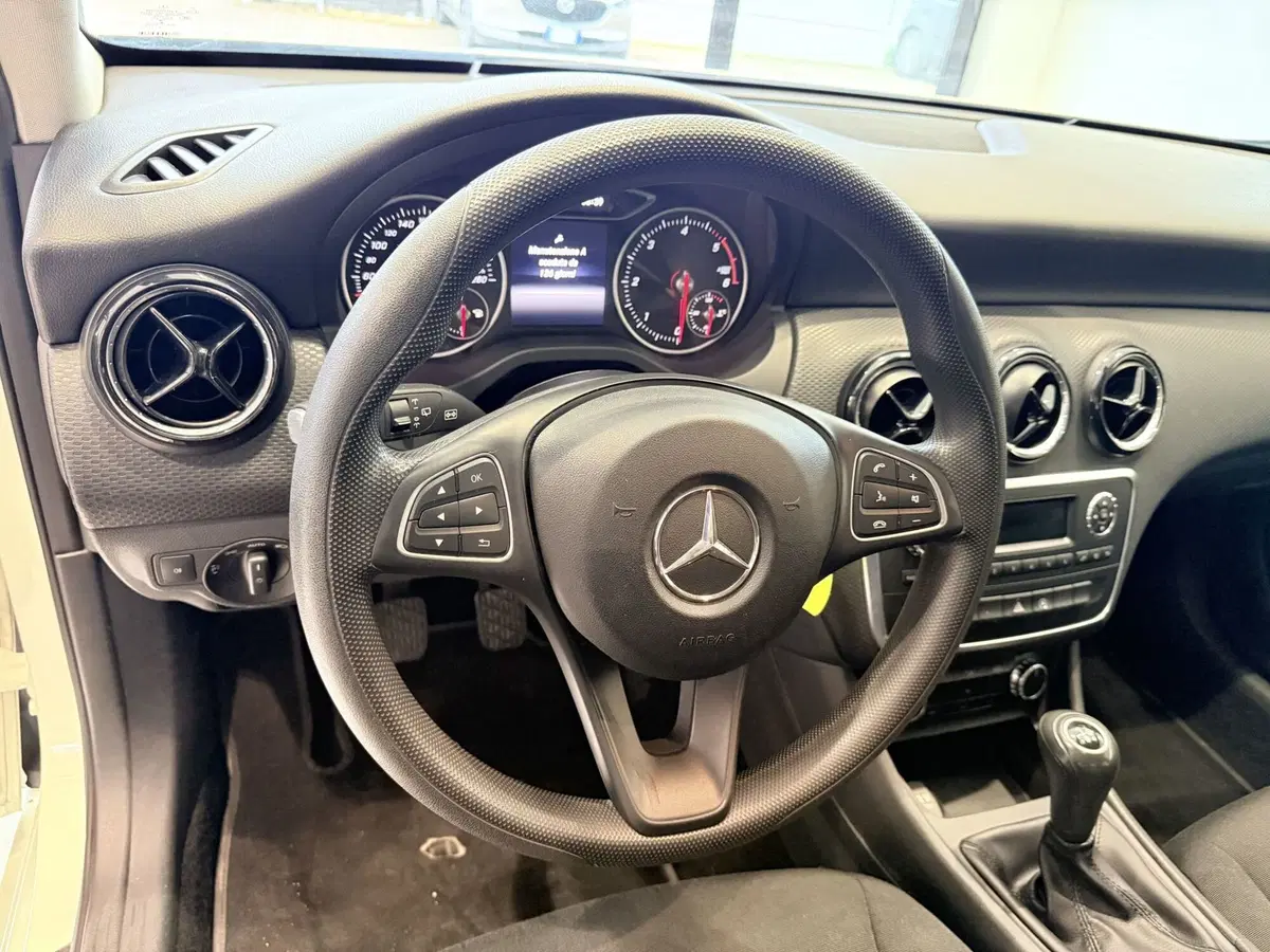 Mercedes-Benz Classe A usata a Latina (14)