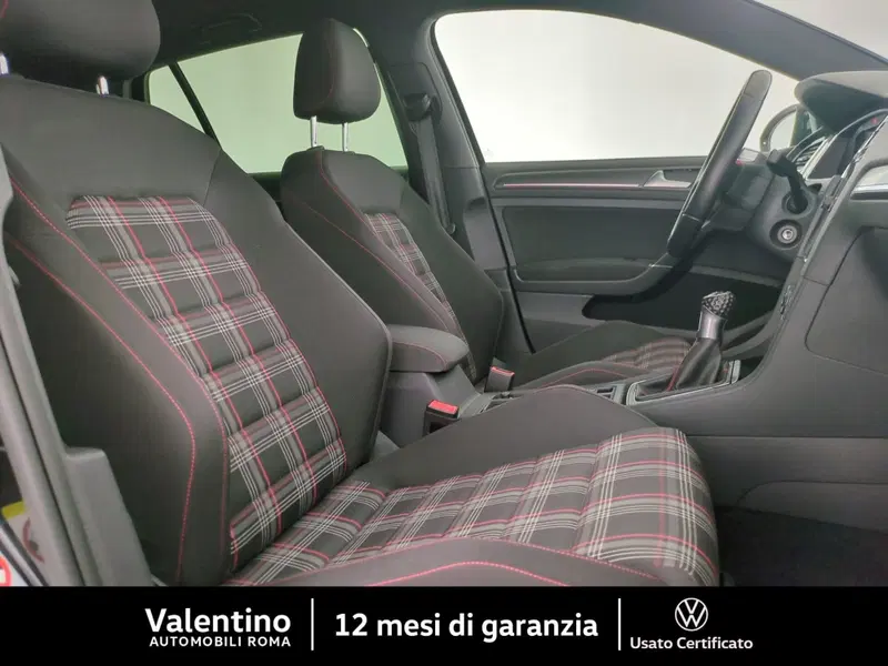 Volkswagen Golf usata a Roma (13)