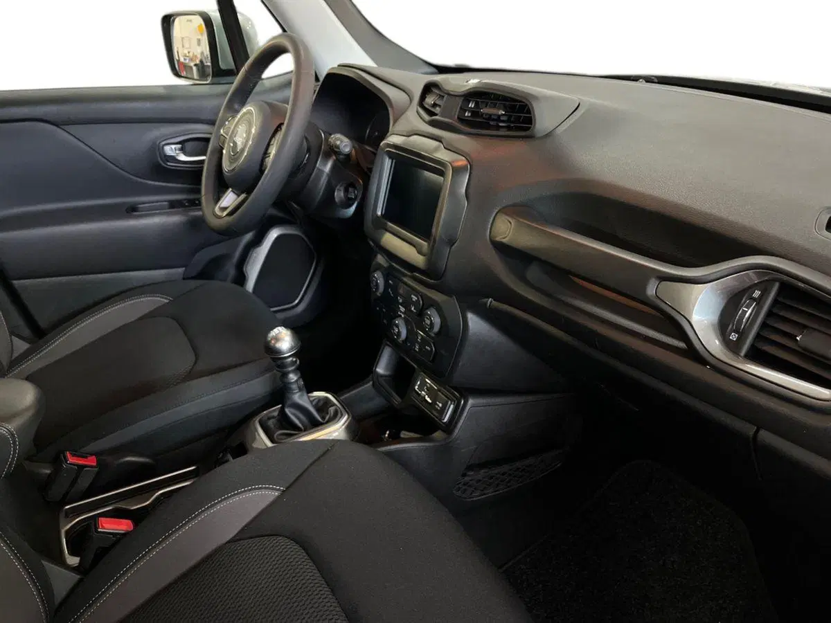 Jeep Renegade usata a Bari (9)