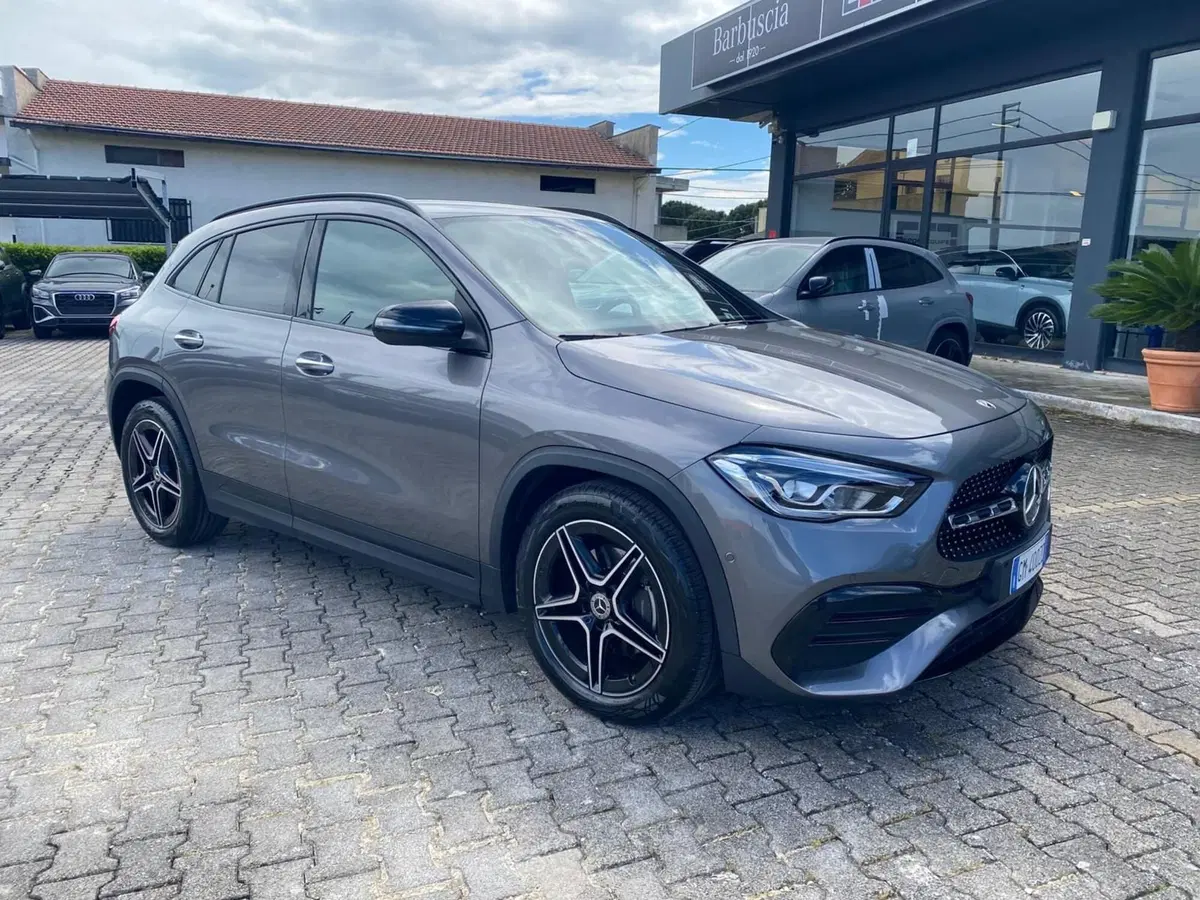Mercedes-Benz GLA SUV usata a Chieti (2)