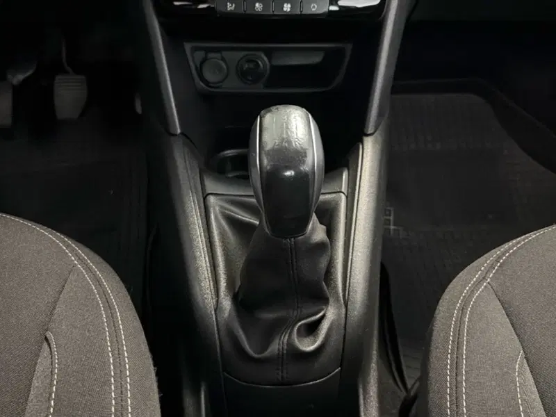Peugeot 208 usata a Pisa (10)