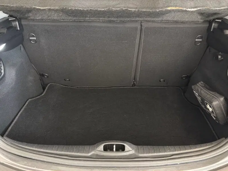 Peugeot 208 usata a Pisa (13)