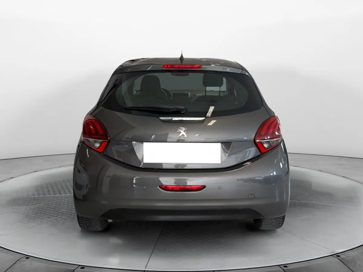 Peugeot 208 usata a Pisa (3)