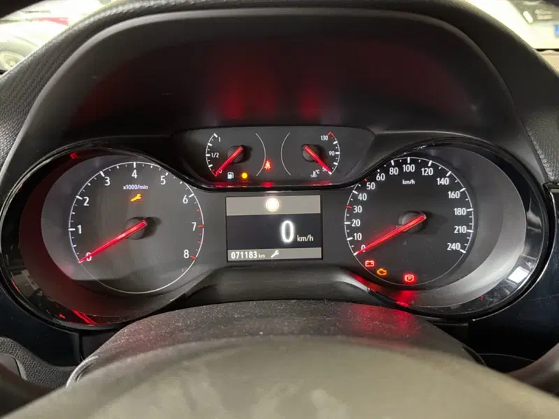 Opel Corsa usata a Pisa (11)