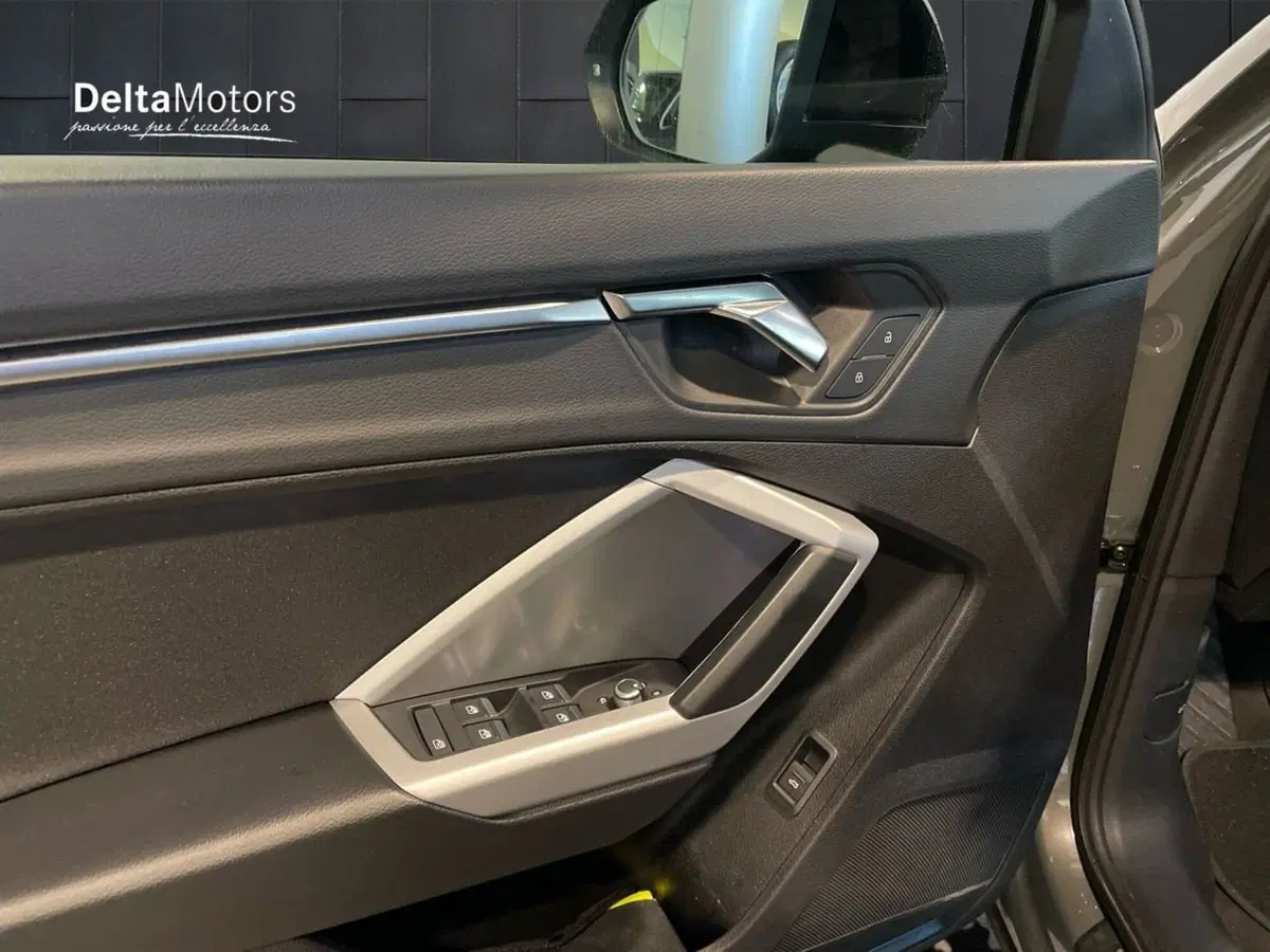 Audi Q3 Sportback usata a Ancona (17)