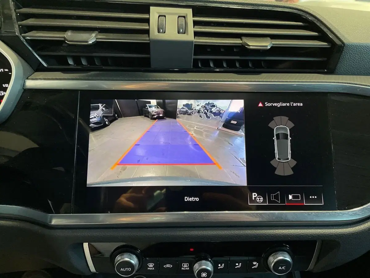 Audi Q3 Sportback usata a Ancona (18)