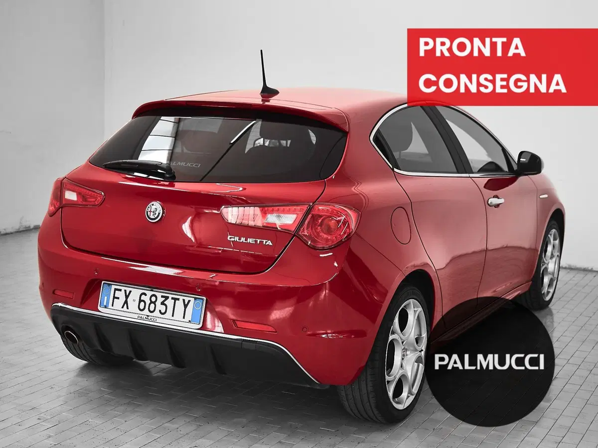 Alfa Romeo Giulietta usata a Prato (3)