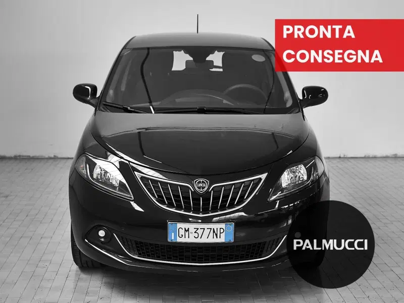 Lancia Ypsilon usata a Prato (2)