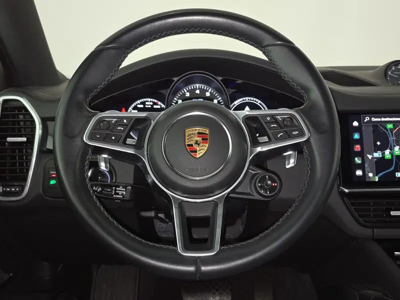 Porsche Cayenne usata a Cuneo (11)
