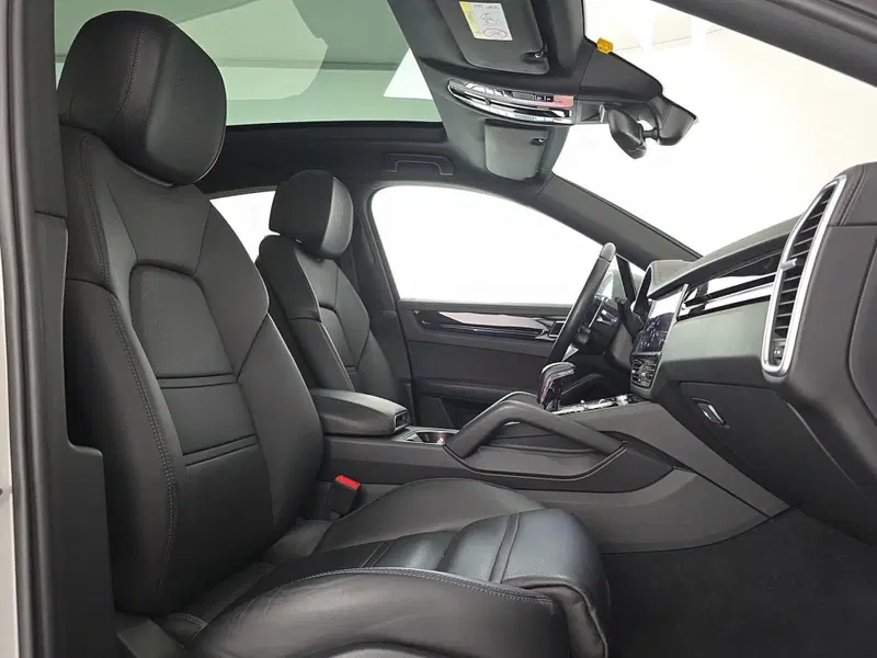 Porsche Cayenne usata a Cuneo (13)