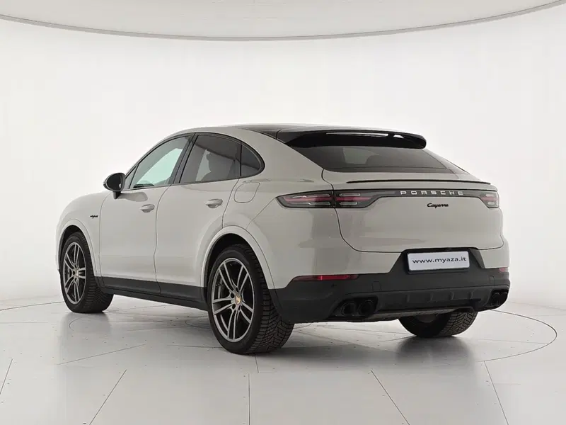 Porsche Cayenne usata a Cuneo (4)